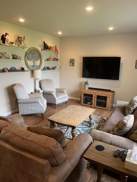 5482 Sweet Clover Ln, Williston, ND 58801 photo 8