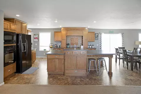 5747 133rd Ave NW, Williston, ND 58801 photo 5