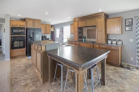 5747 133rd Ave NW, Williston, ND 58801 photo 3