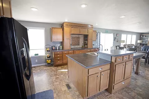 5747 133rd Ave NW, Williston, ND 58801 photo 4