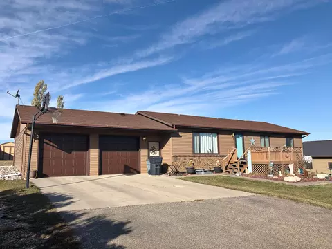 5041 132 Trl NW, Williston, ND 58801 photo 2