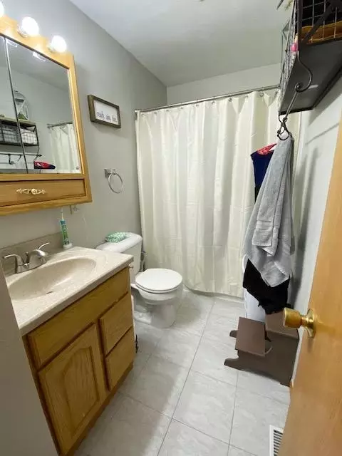 2316 17th Cir W, Williston, ND 58801 photo 11