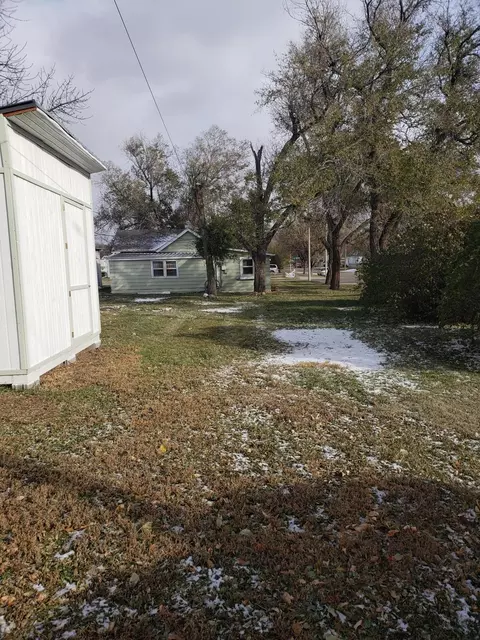 801 6th Ave W, Williston, ND 58801 photo 4