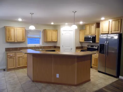 5478 Matthew Ave NW, Williston, ND 58801 photo 4