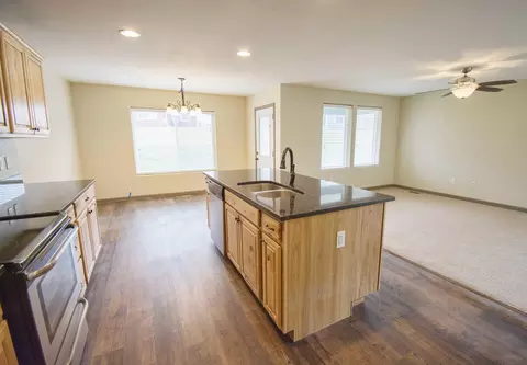5824 Anna Ave, Williston, ND 58801 photo 6