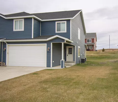 5824 Anna Ave, Williston, ND 58801 photo 1