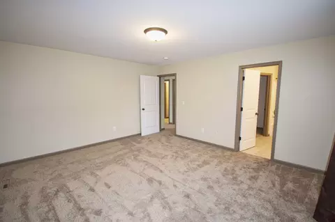 5824 Anna Ave, Williston, ND 58801 photo 22
