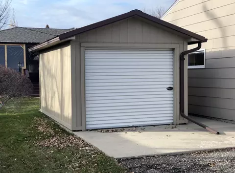 1514 9th Ave W, Williston, ND 58801 photo 6
