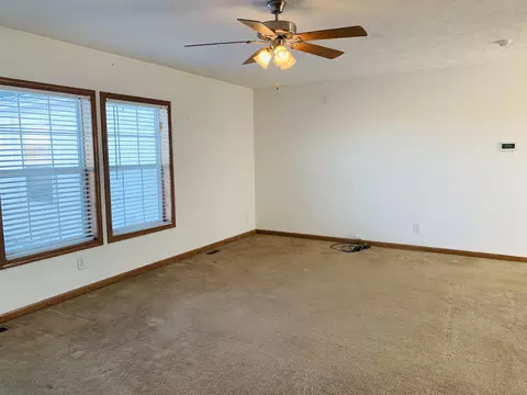 5463 Laurice Ave, Williston, ND 58801 photo 3