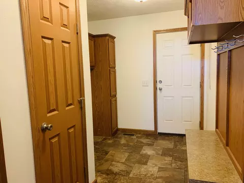 5463 Laurice Ave, Williston, ND 58801 photo 18