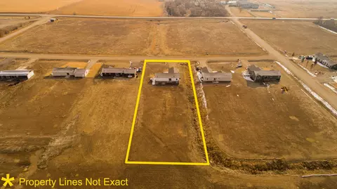 5463 Laurice Ave, Williston, ND 58801 photo 25