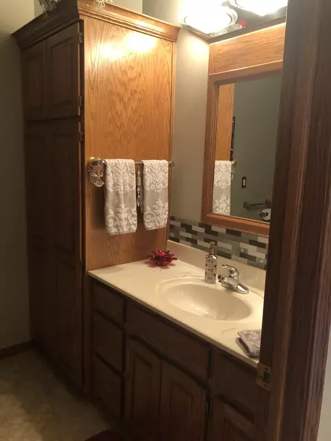 1001 22nd St E, Williston, ND 58801 photo 27