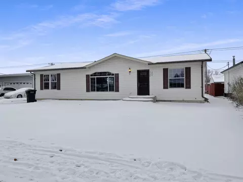 1808 University Ave, Williston, ND 58801 photo 1
