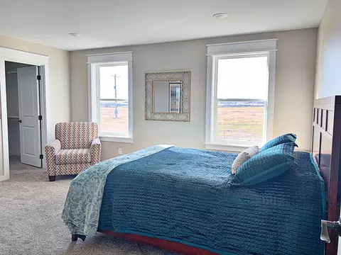 5471 Clear Water Ln, Williston, ND 58801 photo 5