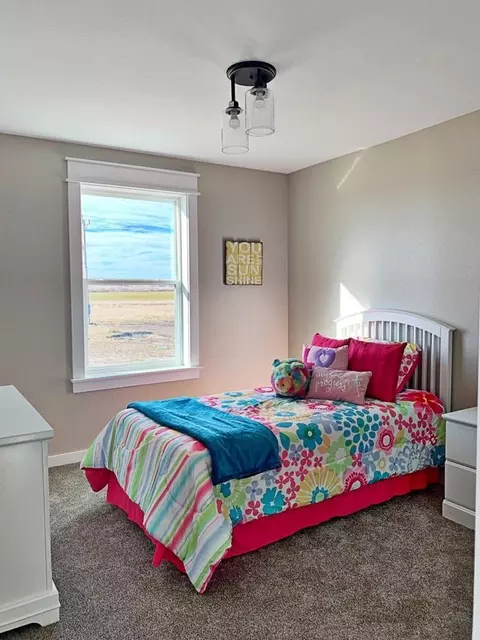 5471 Clear Water Ln, Williston, ND 58801 photo 11
