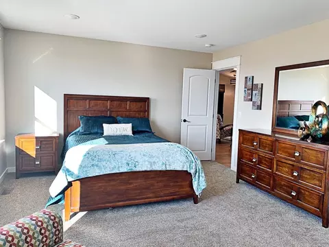 5471 Clear Water Ln, Williston, ND 58801 photo 9