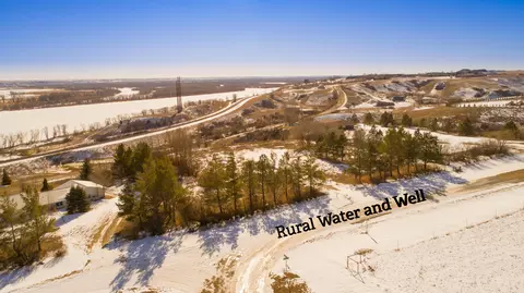 14052 48th St NW, Williston, ND 58801 photo 4