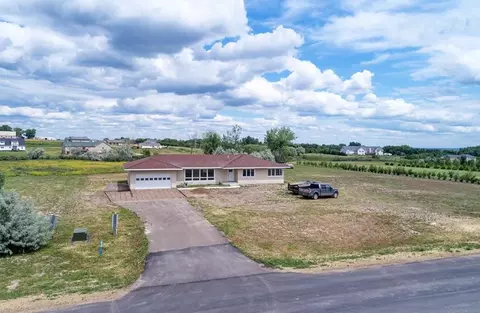 14033 Lakeview Dr, Williston, ND 58801 photo 43