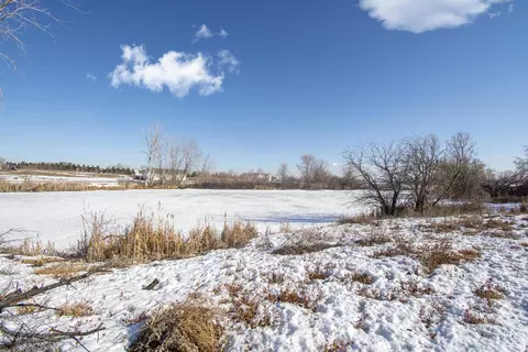 14033 Lakeview Dr, Williston, ND 58801 photo 36