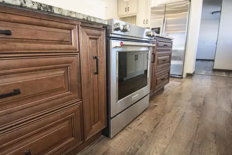 14033 Lakeview Dr, Williston, ND 58801 photo 5