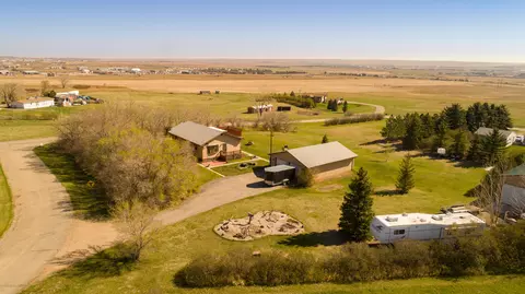 71 73rd St E, Williston, ND 58801 photo 40