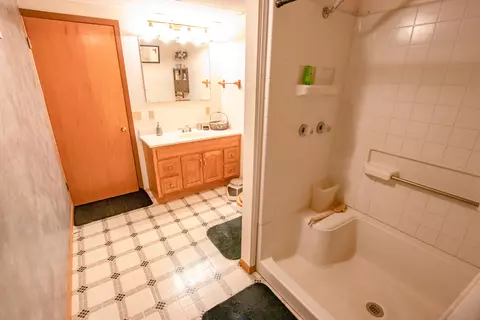 71 73rd St E, Williston, ND 58801 photo 27