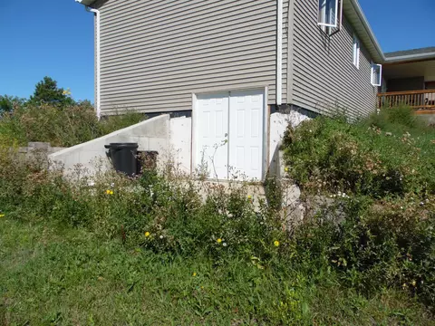 14032 Madison Ln, Williston, ND 58801 photo 3