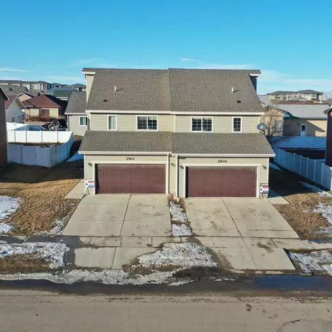 2810 23rd St W, Williston, ND 58801 photo 2