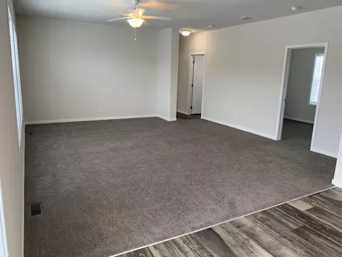 14721 Mortenson St, Williston, ND 58801 photo 17