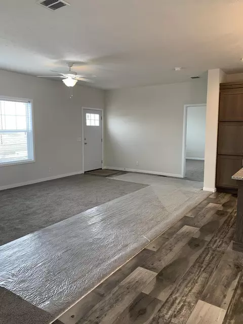14721 Mortenson St, Williston, ND 58801 photo 27