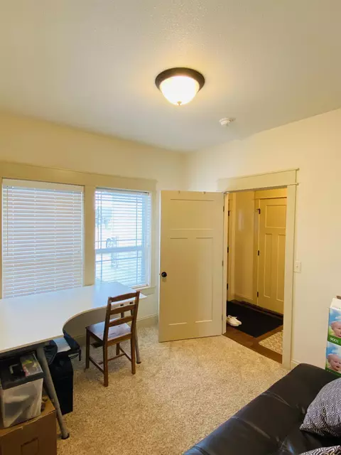6917 University Ave N, Williston, ND 58801 photo 4