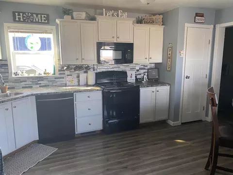 13088 Sandy St, Arnegard, ND 58835 photo 4