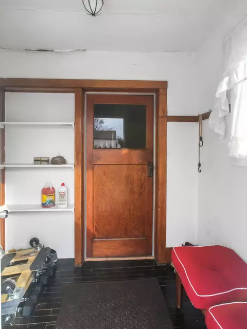 816 4th Ave W, Williston, ND 58801 photo 5