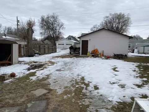 919 5th Ave W, Williston, ND 58801 photo 10