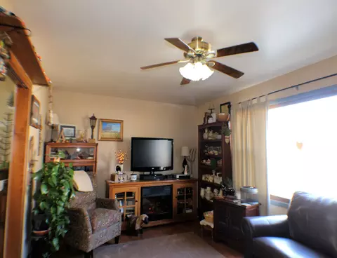 618 1st Ave E, Williston, ND 58801 photo 11