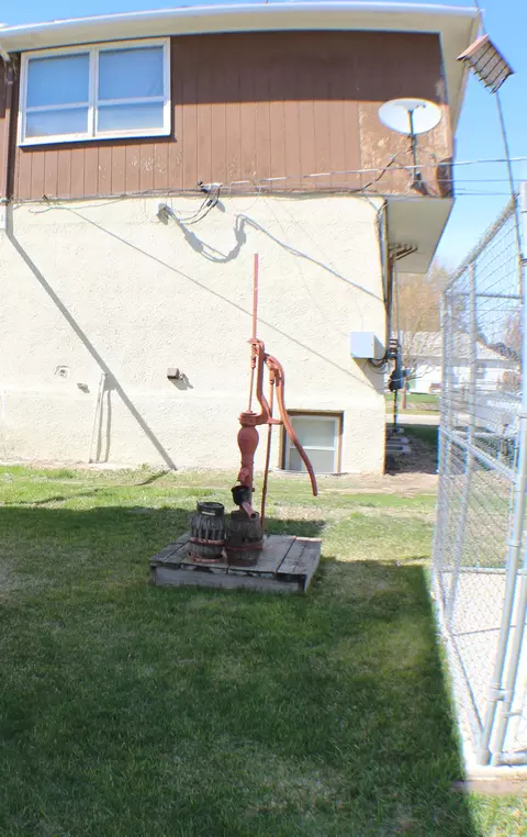 618 1st Ave E, Williston, ND 58801 photo 31