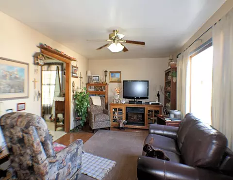 618 1st Ave E, Williston, ND 58801 photo 10