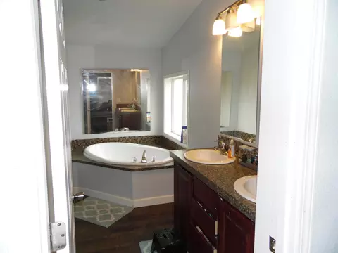 5619 Border Ave, Williston, ND 58801 photo 8