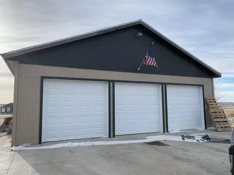 5503 Kingston Ave, Williston, ND 58801 photo 4