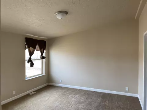 5503 Kingston Ave, Williston, ND 58801 photo 14