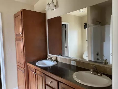 5503 Kingston Ave, Williston, ND 58801 photo 15