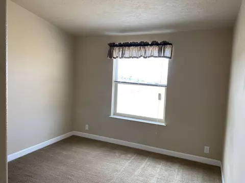 5503 Kingston Ave, Williston, ND 58801 photo 16