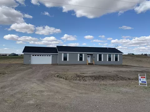 14747 Baxter St, Williston, ND 58801 photo 1