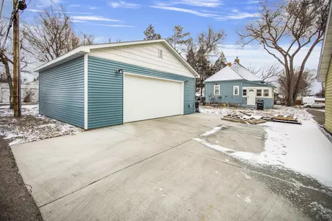 609 2nd Ave E, Williston, ND 58801 photo 29