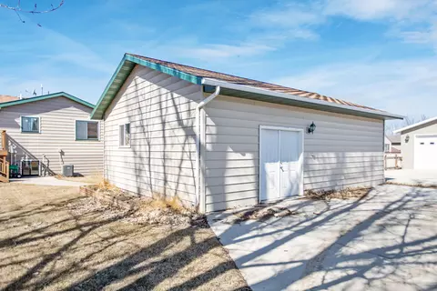 1914 13th Ave W, Williston, ND 58801 photo 22
