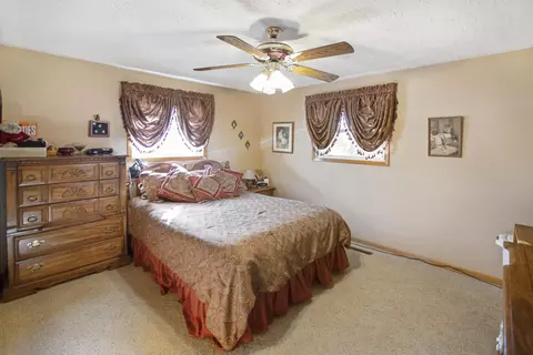 1610 10th St W, Williston, ND 58801 photo 13
