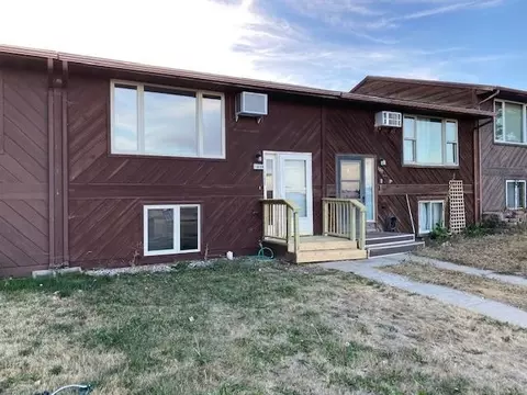 1809 10th Ave E, Williston, ND 58801 photo 1