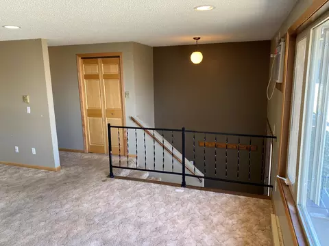 1809 10th Ave E, Williston, ND 58801 photo 5