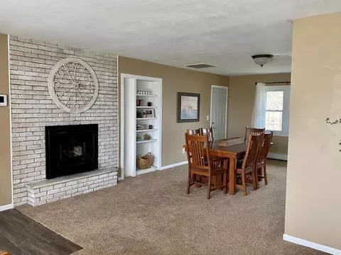 208 32nd Ave W, Williston, ND 58801 photo 8