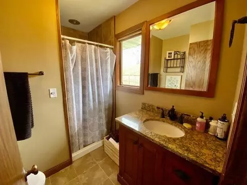 208 32nd Ave W, Williston, ND 58801 photo 19